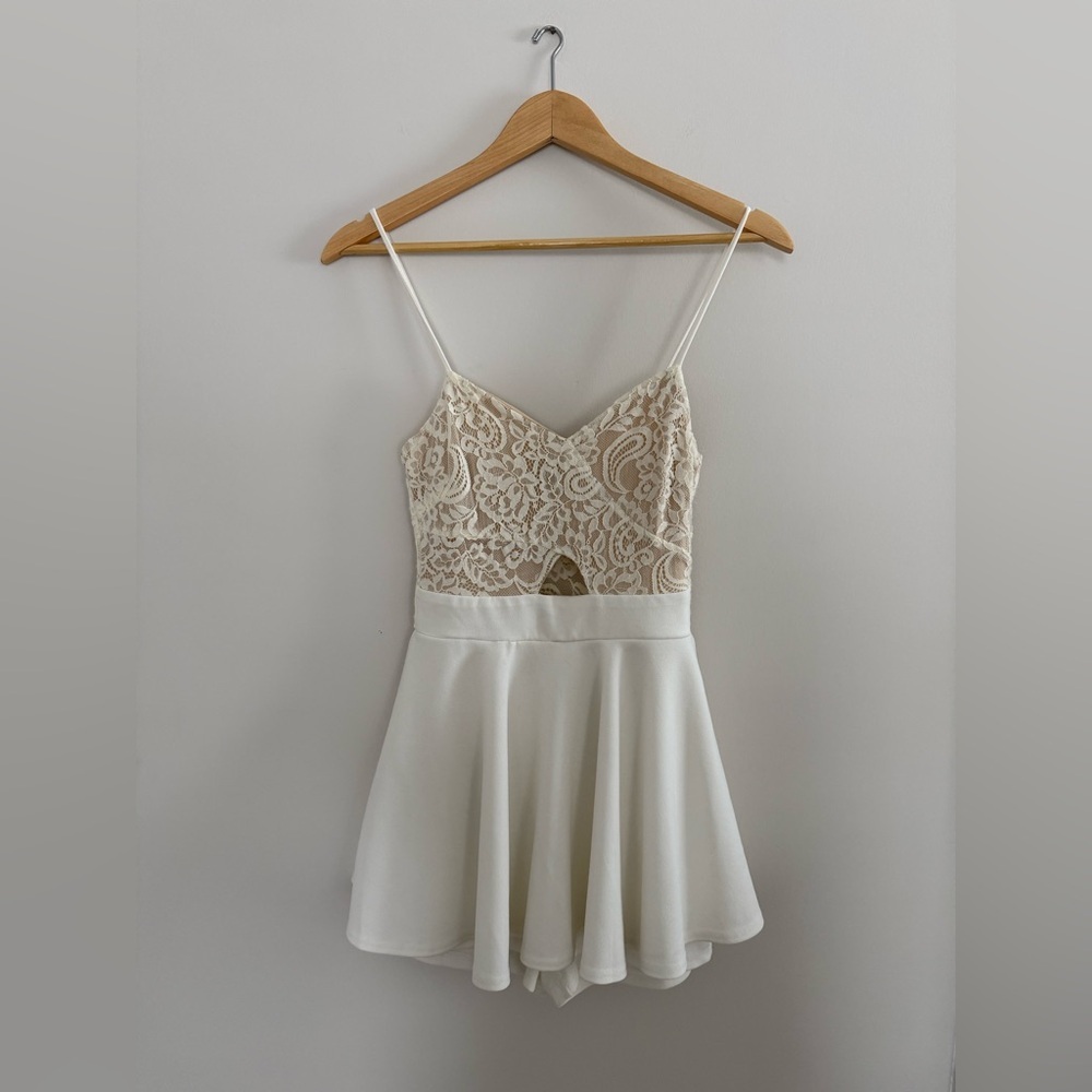 Forever 21 Ivory Lace Bodice Skater Dress